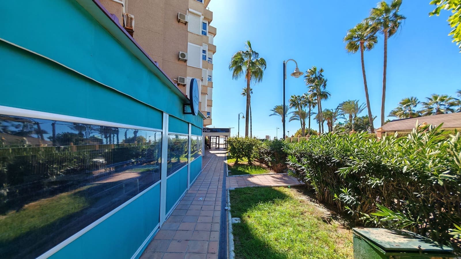 Kaupallinen vuokrattavana paikassa Torrox-Costa - 1 500 € (Ref: 9439445)