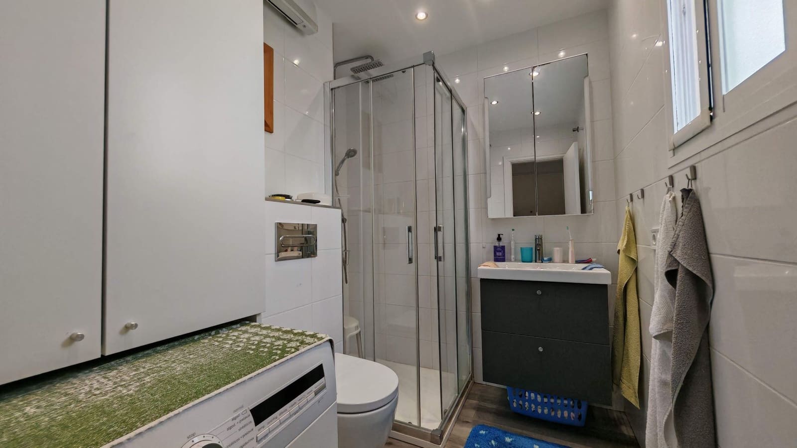 2 bedroom Apartment for sale in Torrox Park with pool - € 219,000 (Ref: 9468098)