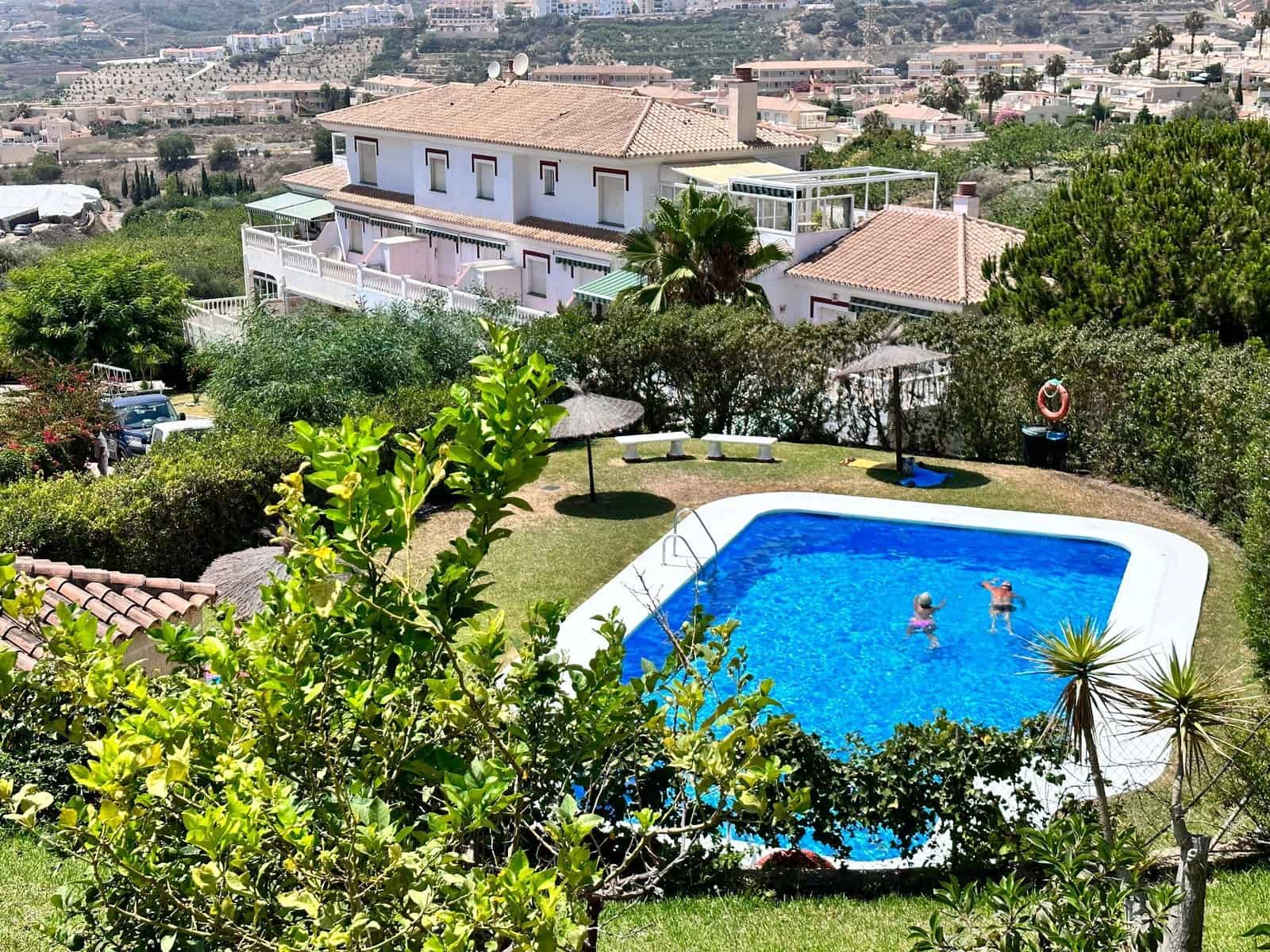 2 bedroom Apartment for sale in Torrox Park with pool - € 219,000 (Ref: 9468098)