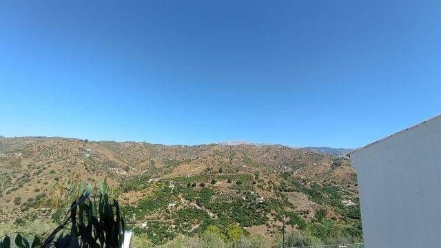 2 bedroom Apartment for sale in Sayalonga - € 22,000 (Ref: 9485509)