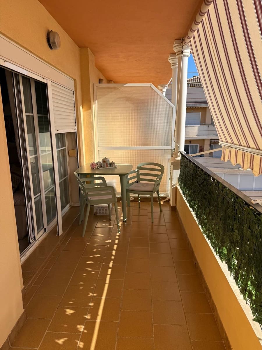 3 makuuhuone Huoneisto myytävänä paikassa Torrox-Costa mukana uima-altaan - 285 000 € (Ref: 9508263)