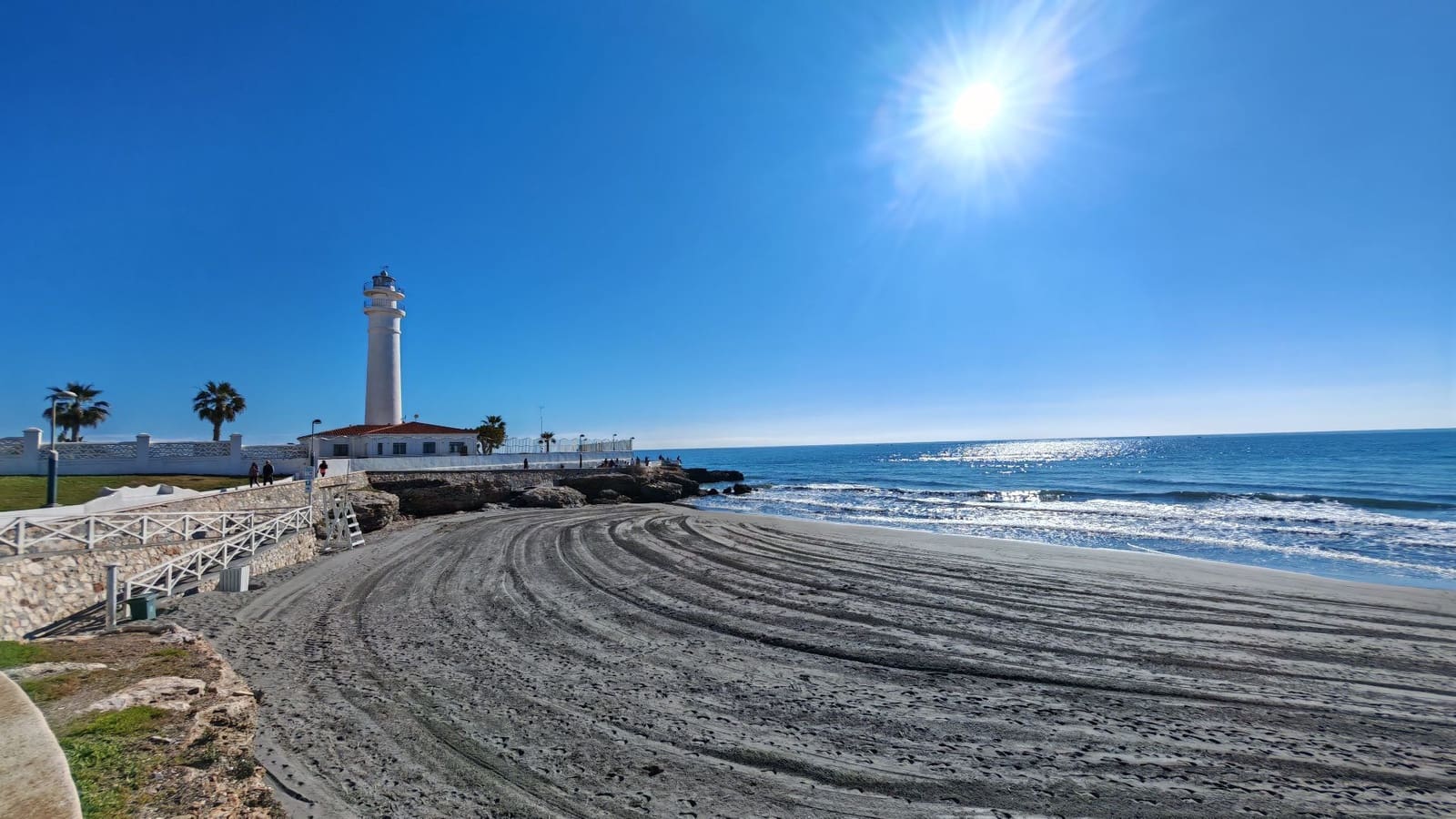 3 quarto Apartamento para venda em Torrox-Costa com piscina - 285 000 € (Ref: 9508263)