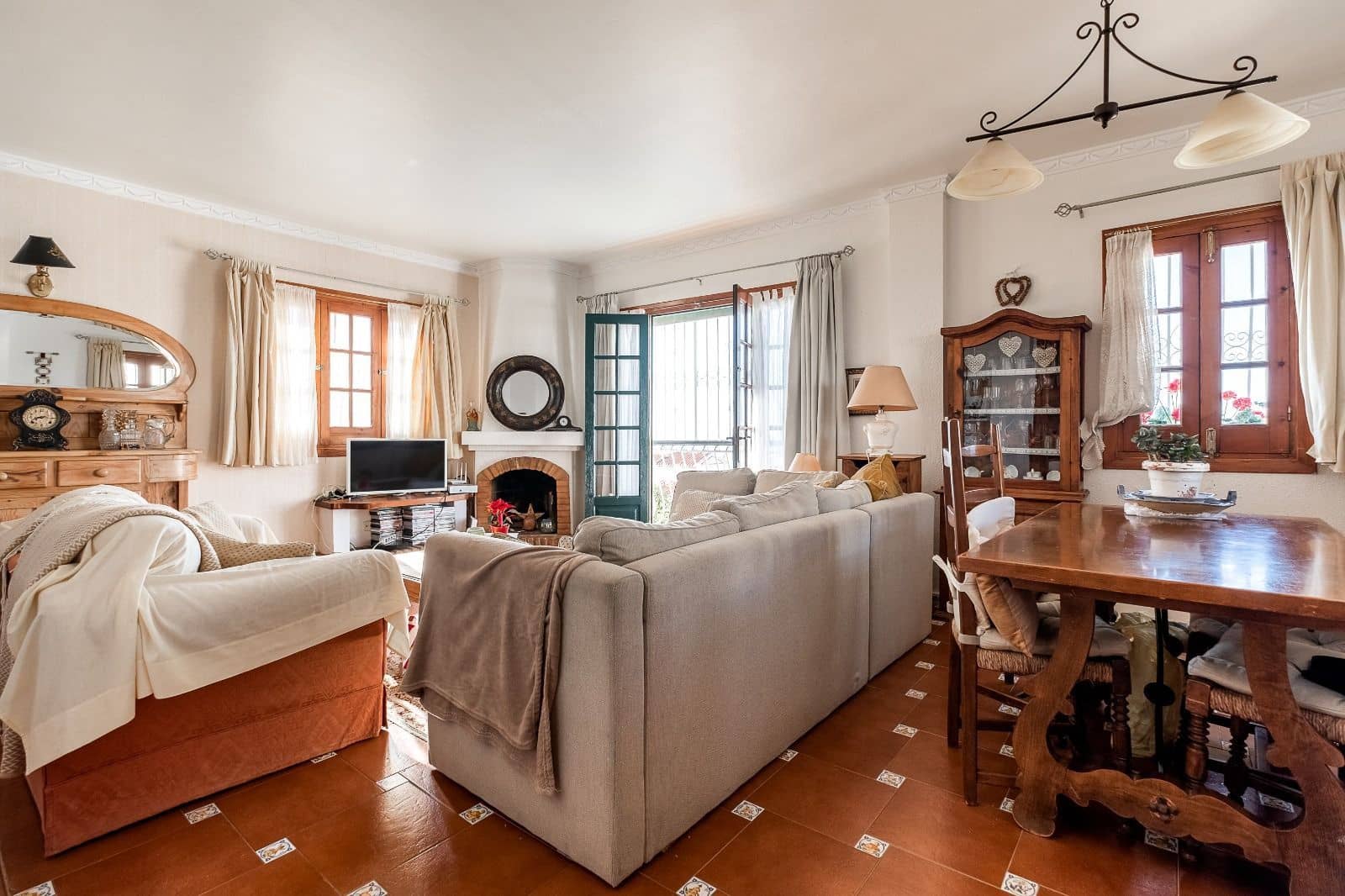 5 soveværelse Villa til salg i Maro - € 499.000 (Ref: 9529408)