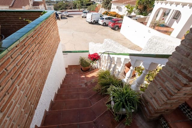 5 soveværelse Villa til salg i Maro, Nerja - € 499.000 (Ref: 9529408)