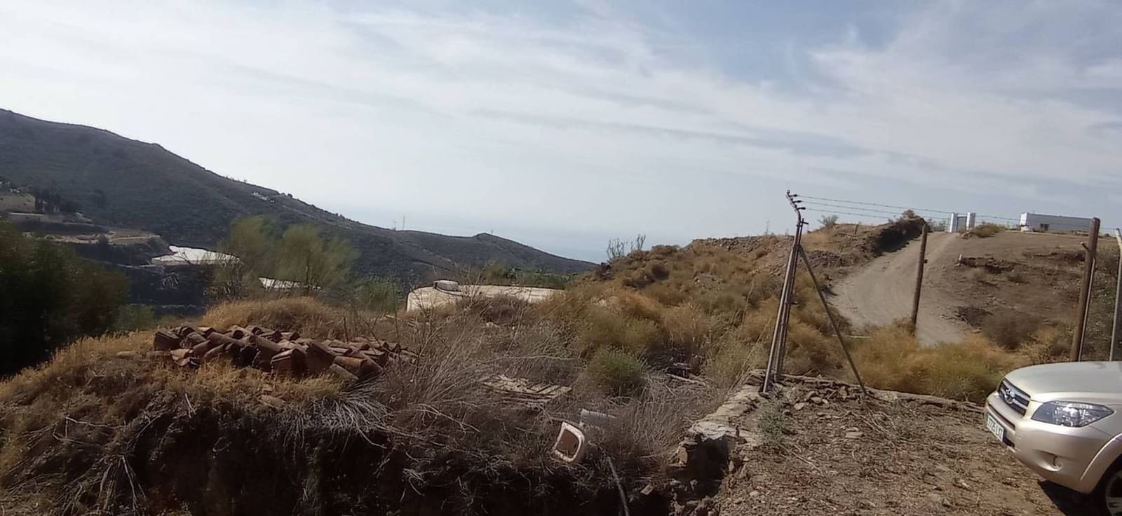 4 bedroom Finca/Country House for sale in Torrox-Costa - € 59,000 (Ref: 9560886)