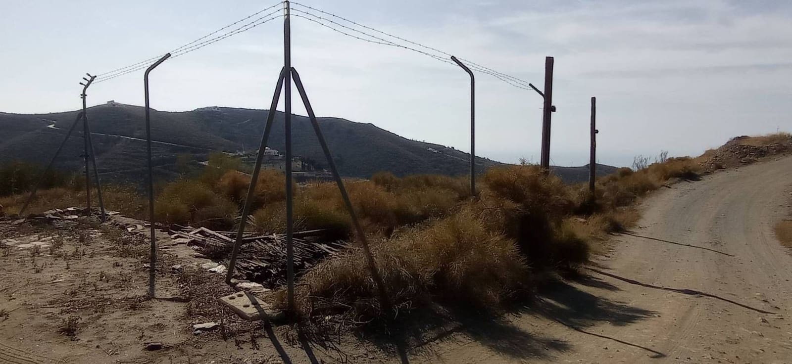 4 bedroom Finca/Country House for sale in Torrox-Costa - € 59,000 (Ref: 9560886)