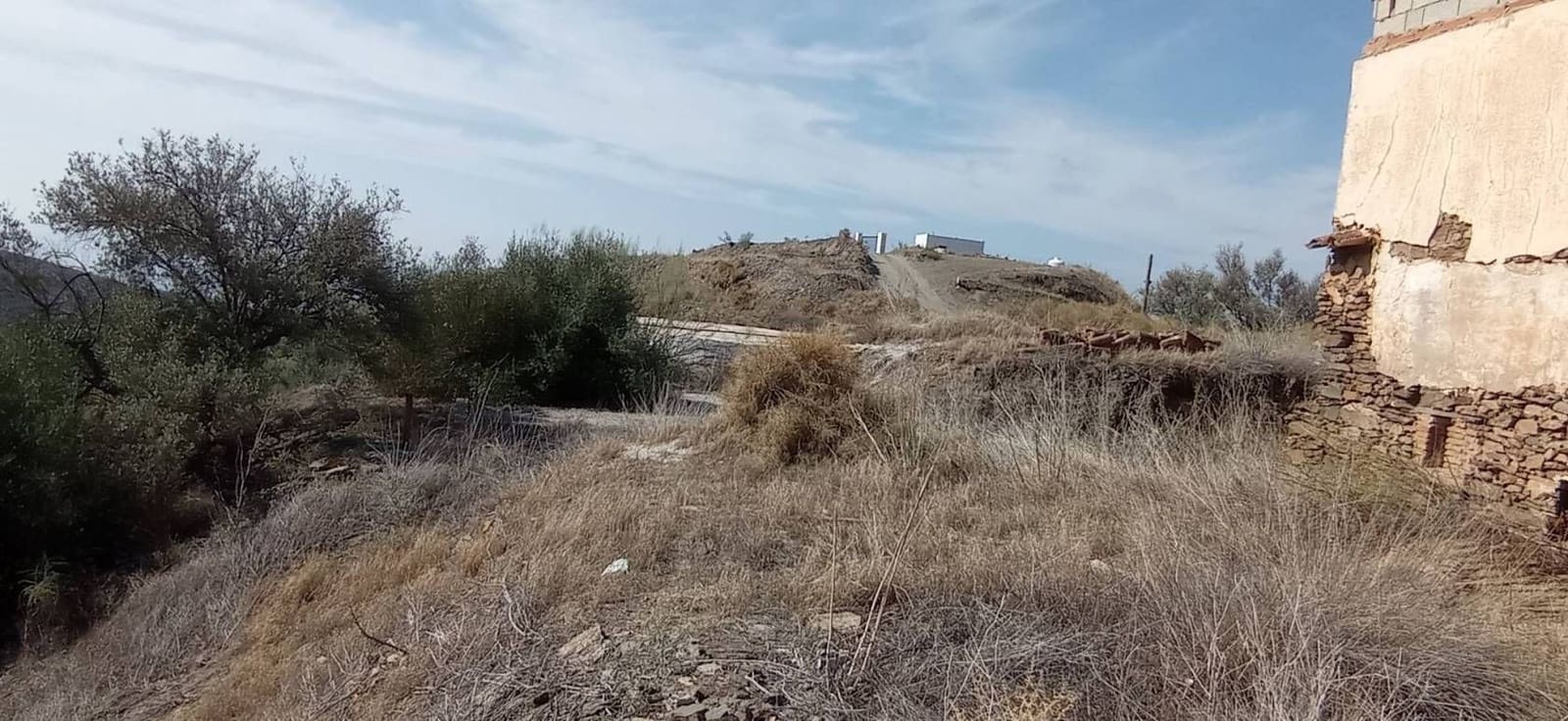 4 bedroom Finca/Country House for sale in Torrox-Costa - € 59,000 (Ref: 9560886)