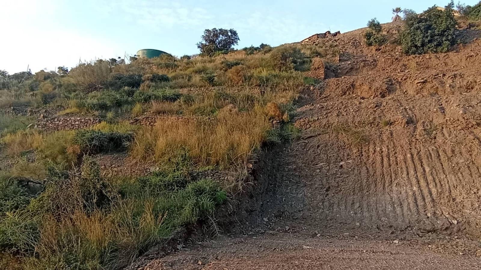 Finka/Dom wiejski na sprzedaż w Torrox-Costa - 7 000 € (Ref: 9560889)