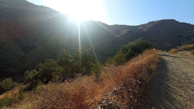 Finca/Landhuis te koop in Torrox-Costa, Torrox - € 10.000 (Ref: 9560892)