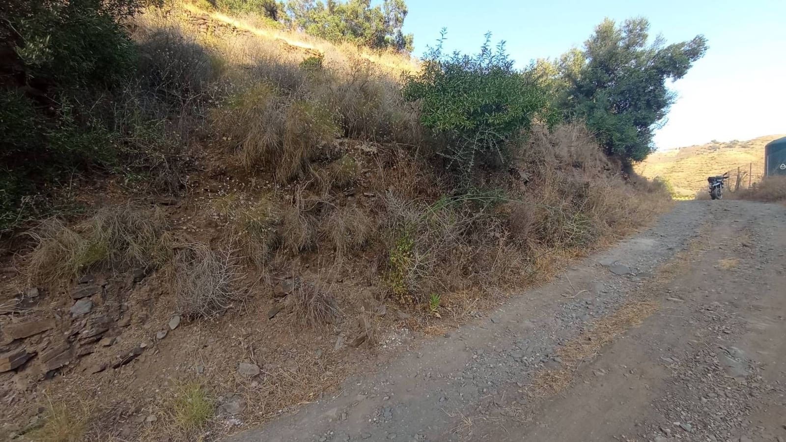 Finka/Dom wiejski na sprzedaż w Torrox-Costa - 10 000 € (Ref: 9560892)