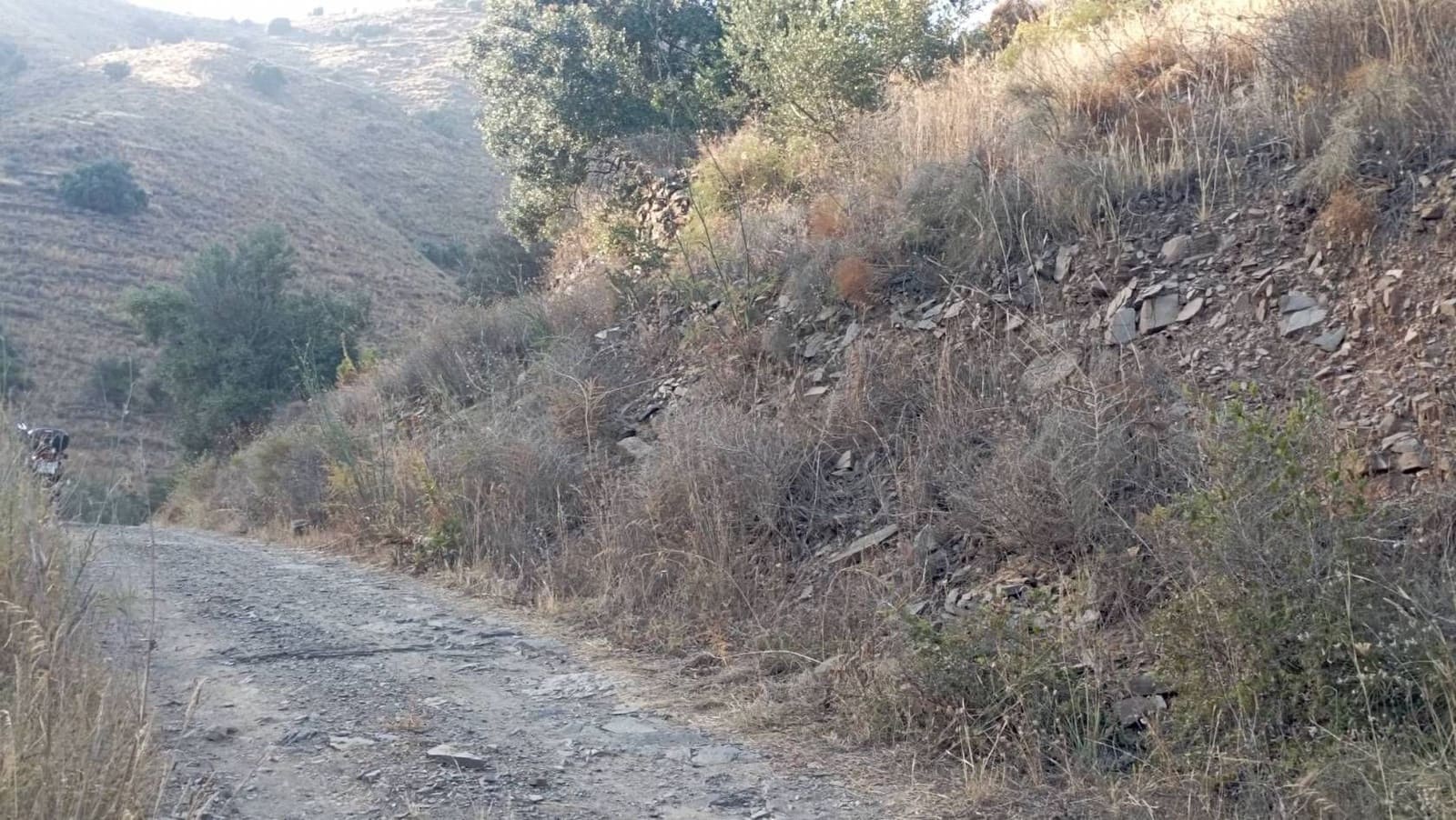 Finka/Dom wiejski na sprzedaż w Torrox-Costa - 10 000 € (Ref: 9560892)