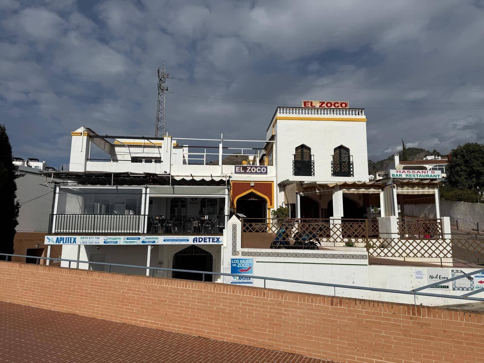 Local Commercial à vendre à Nerja avec garage - 150 000 € (Ref: 9560895)