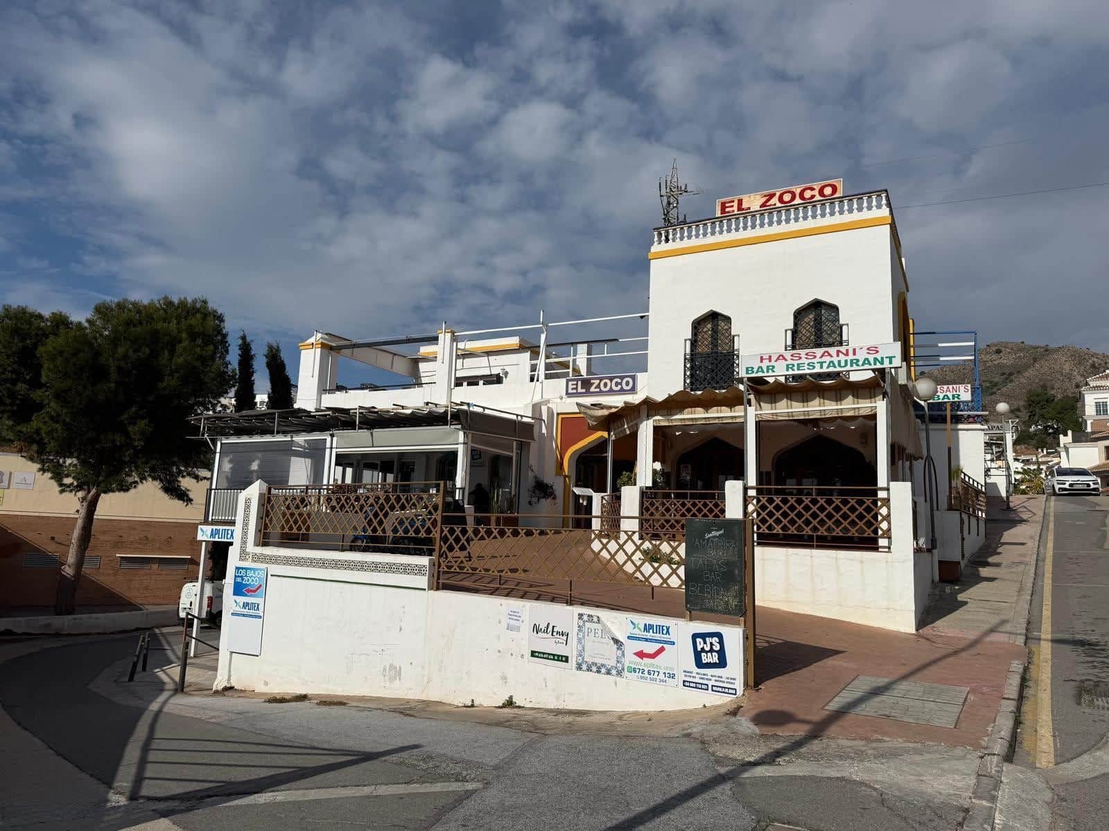 Local Commercial à vendre à Nerja avec garage - 150 000 € (Ref: 9560895)