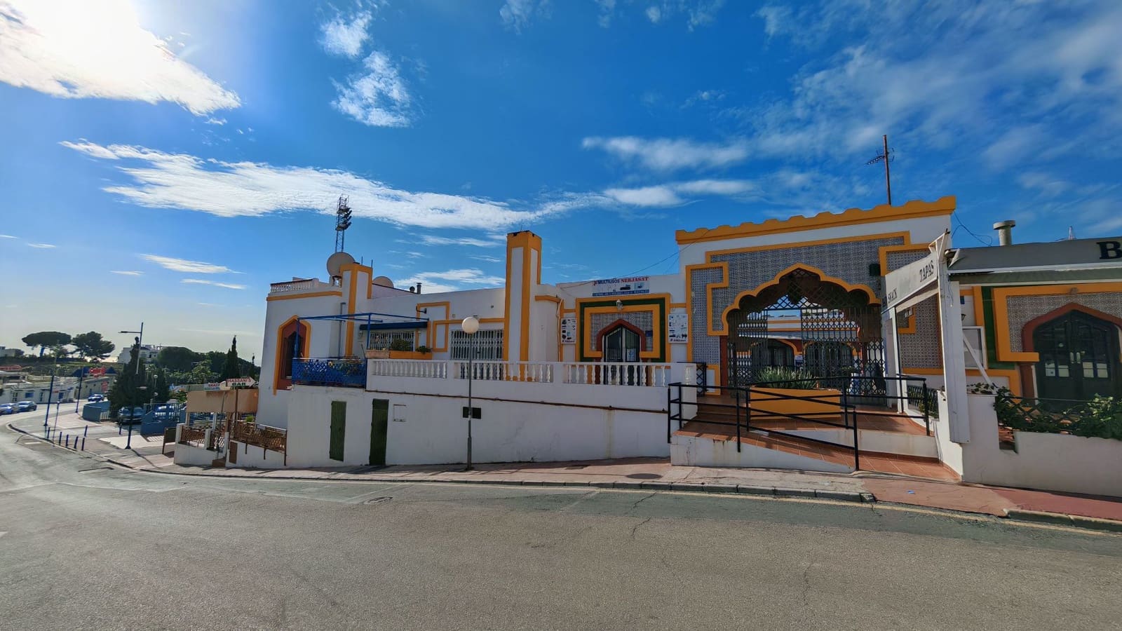 Local Commercial à vendre à Nerja avec garage - 150 000 € (Ref: 9560895)