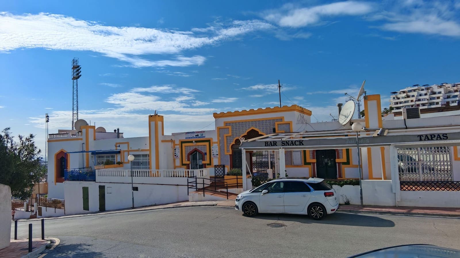 Local Commercial à vendre à Nerja avec garage - 150 000 € (Ref: 9560895)