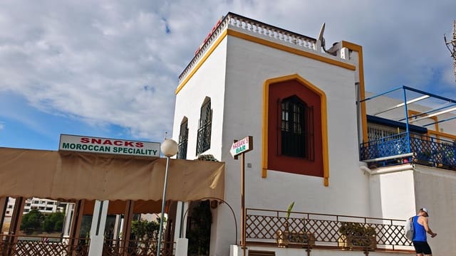 Commerciale in vendita in Nerja con garage - 150.000 € (Rif: 9560895)