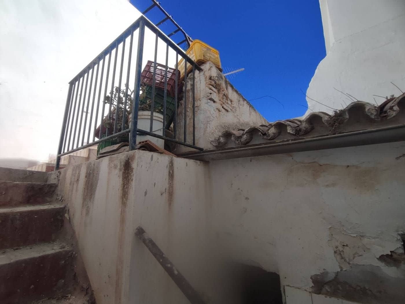 3 bedroom Townhouse for sale in Algarrobo - € 70,000 (Ref: 9560896)