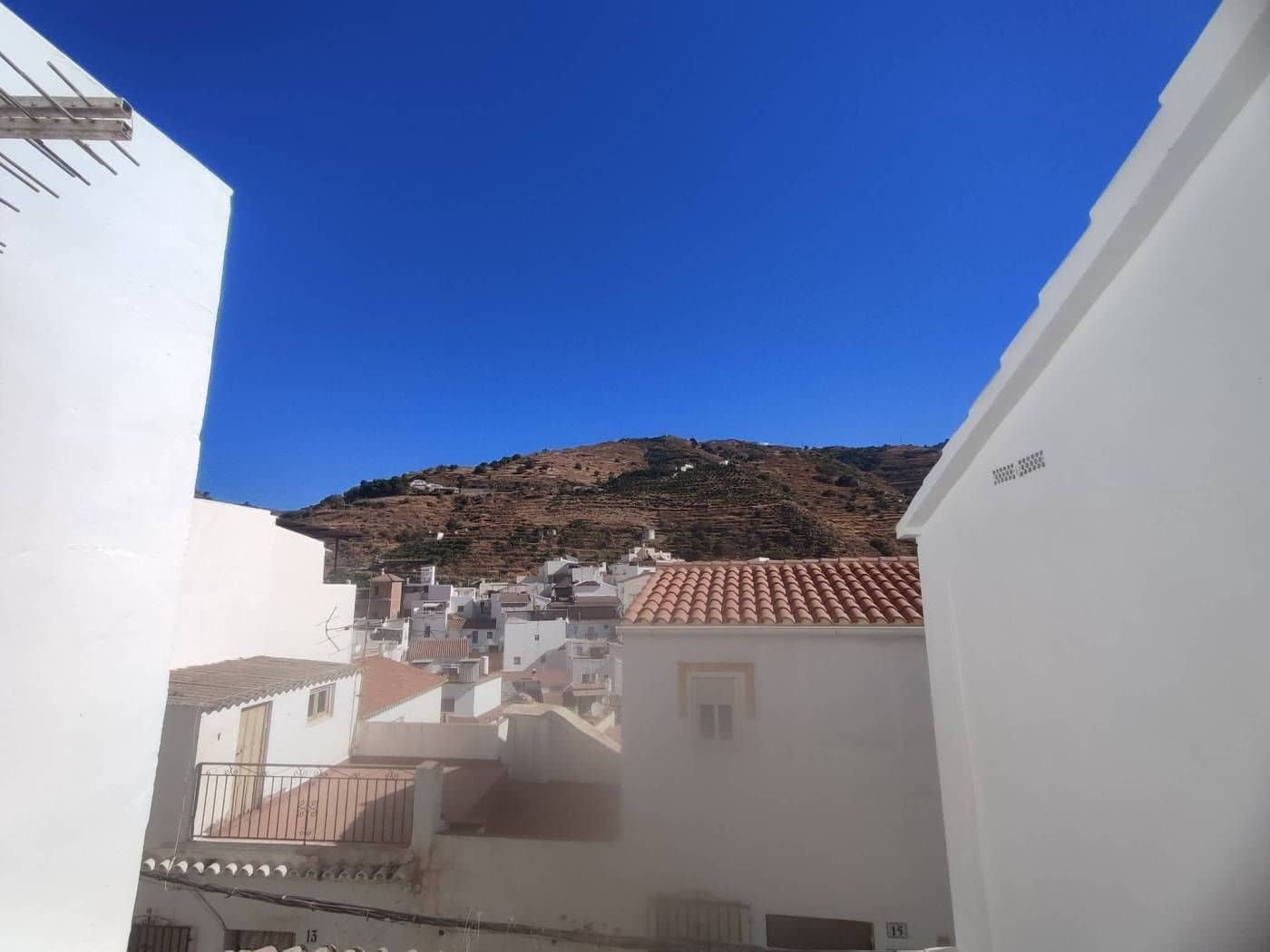 3 bedroom Townhouse for sale in Algarrobo - € 70,000 (Ref: 9560896)