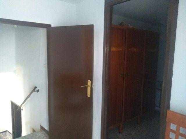 5 soverom Villa til salgs i Sayalonga - € 110 000 (Ref: 9567996)