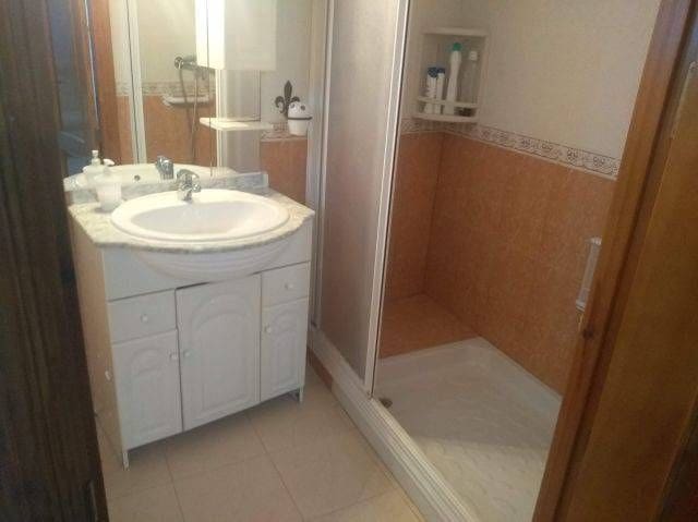 5 Zimmer Villa zu verkaufen in Sayalonga - 110.000 € (Ref: 9567996)