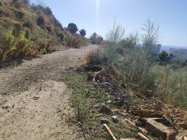 Finca/Herregård til salgs i Algarrobo - € 25 000 (Ref: 9567997)