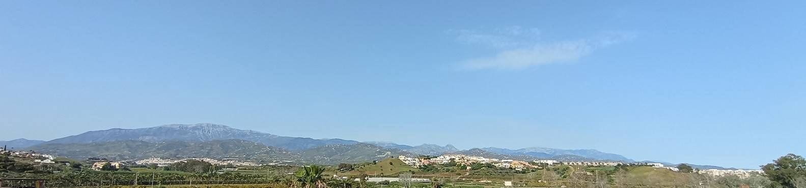 4 sypialnia Willa na sprzedaż w Torre del Mar z basenem garażem - 1 300 000 € (Ref: 9567998)