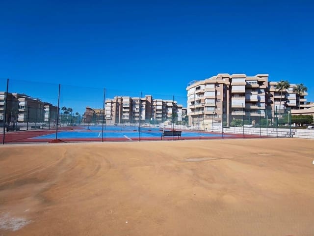 2 chambre Appartement à vendre à Torrox-Costa, Torrox avec piscine - 340 000 € (Ref: 9573952)