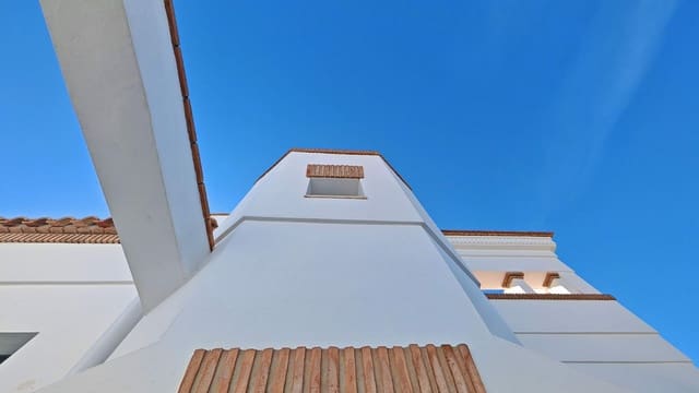 2 Zimmer Doppelhaus zu verkaufen in Torrox-Costa, Torrox mit Pool Garage - 349.000 € (Ref: 9578458)