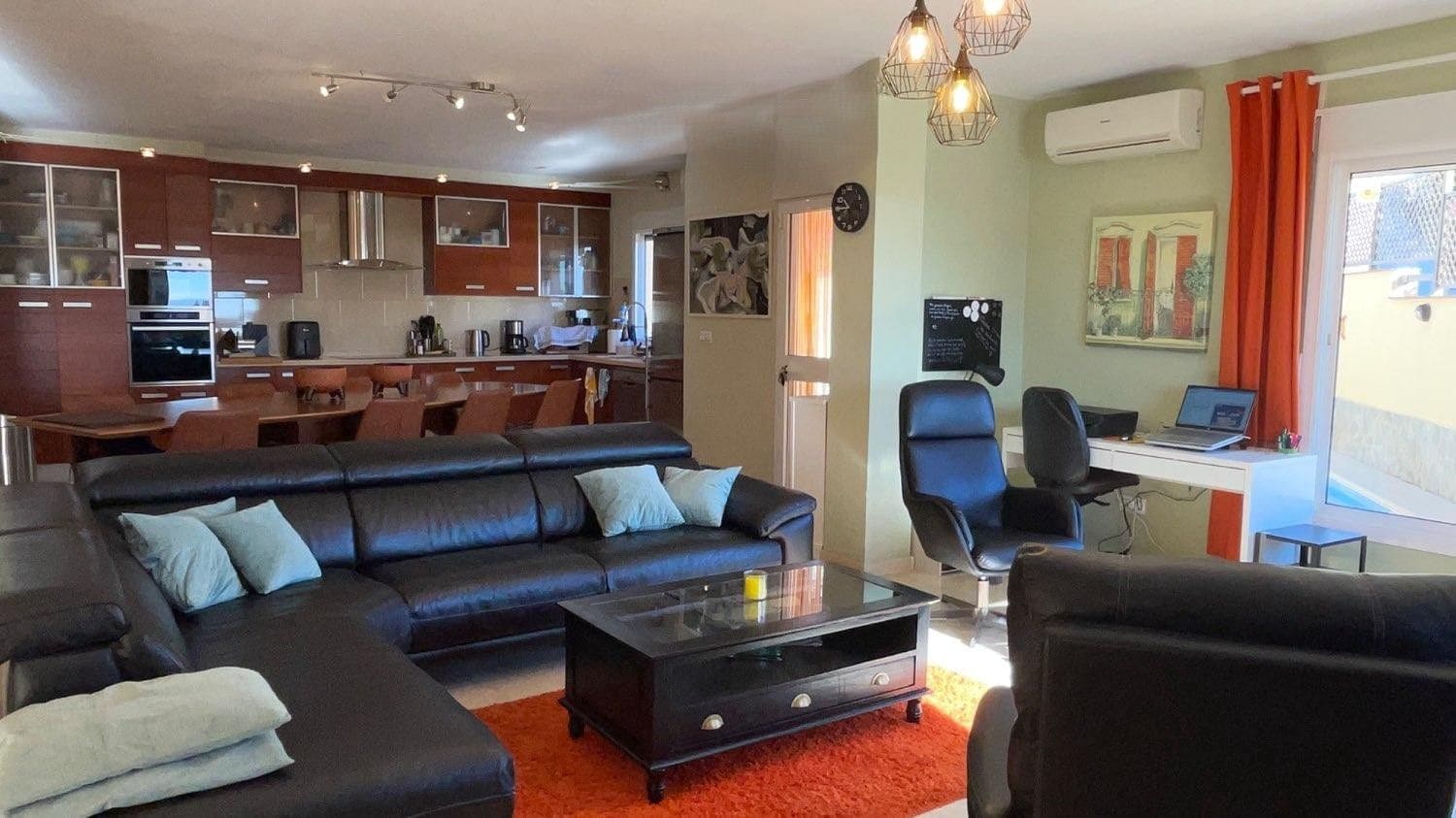 3 makuuhuone Huvila myytävänä paikassa Torrox-Costa - 489 000 € (Ref: 9590673)