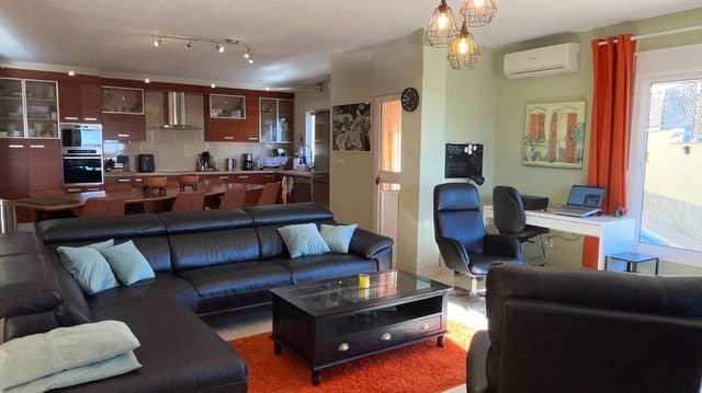 3 makuuhuone Huvila myytävänä paikassa Torrox-Costa, Torrox - 489 000 € (Ref: 9590673)