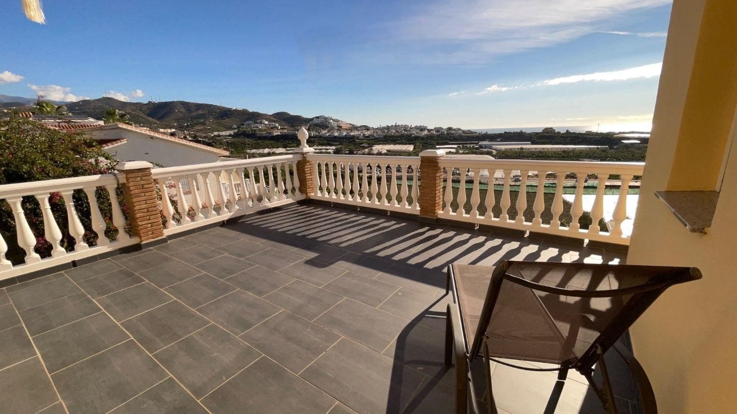 3 makuuhuone Huvila myytävänä paikassa Torrox-Costa - 489 000 € (Ref: 9590673)