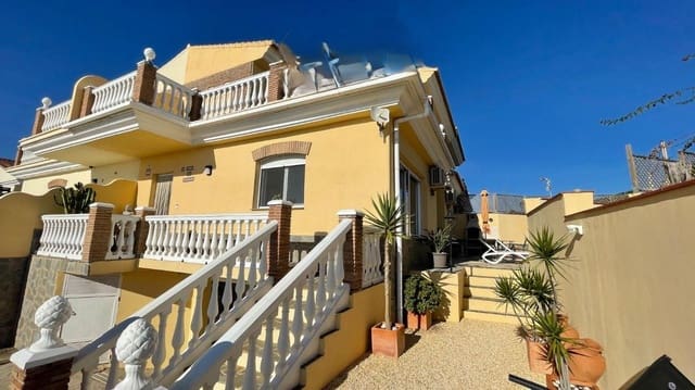 3 makuuhuone Huvila myytävänä paikassa Torrox-Costa, Torrox - 489 000 € (Ref: 9590673)