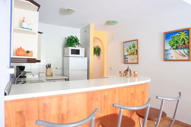 2 makuuhuone Huoneisto myytävänä paikassa Torrox-Costa, Torrox mukana uima-altaan - 299 000 € (Ref: 9594614)