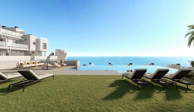 3 bedroom Villa for sale in Torrox-Costa, Torrox with pool garage - € 529,000 (Ref: 9614673)