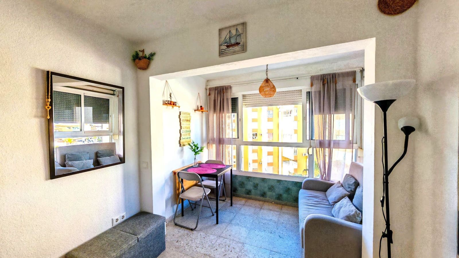 Studio for sale in Torrox-Costa with pool - € 159,000 (Ref: 9614674)