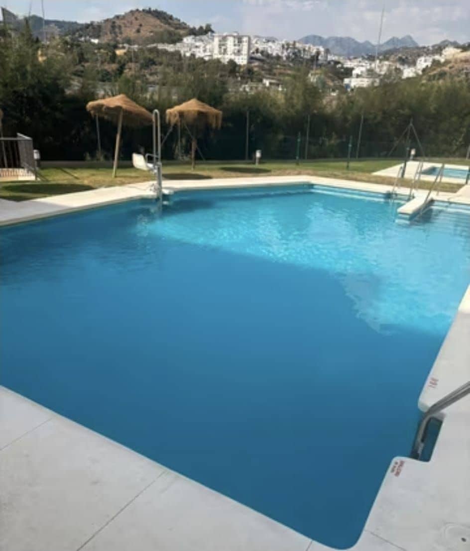 2 sypialnia Penthouse na sprzedaż w Torrox z basenem garażem - 285 000 € (Ref: 9640039)