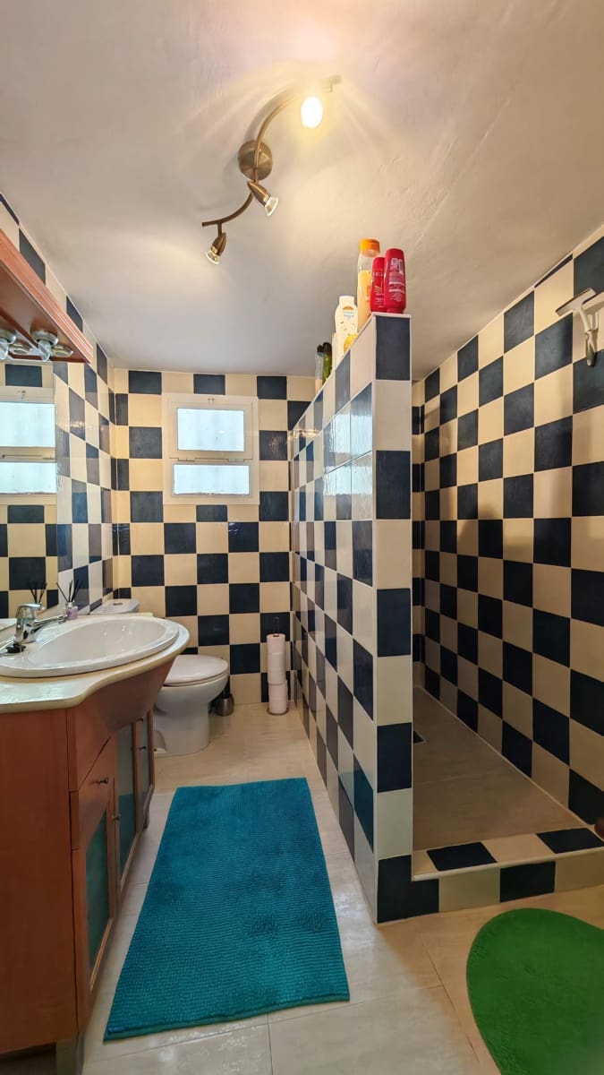 4 soverom Villa til salgs i Torrox-Costa med svømmebasseng garasje - € 895 000 (Ref: 9640040)