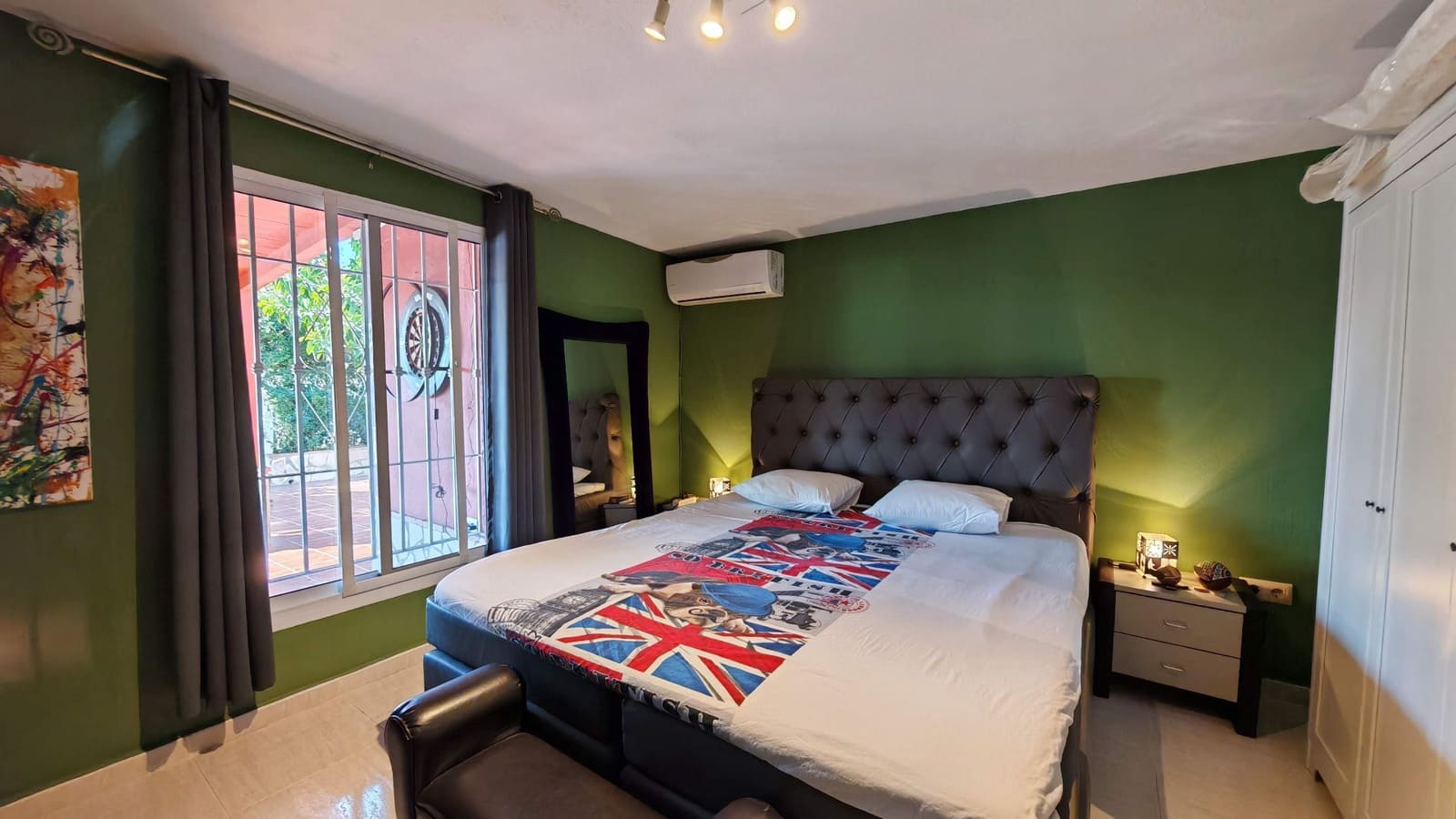 4 soverom Villa til salgs i Torrox-Costa med svømmebasseng garasje - € 895 000 (Ref: 9640040)