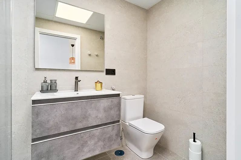 2 quarto Apartamento para venda em Torrox-Costa com piscina garagem - 300 000 € (Ref: 9682350)