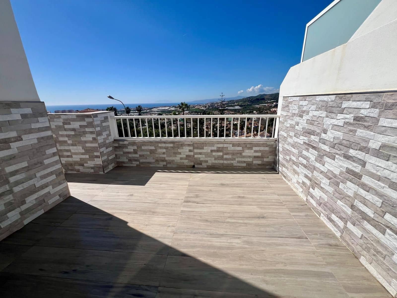 2 chambre Appartement à vendre à Torrox Park avec piscine - 239 000 € (Ref: 9700403)