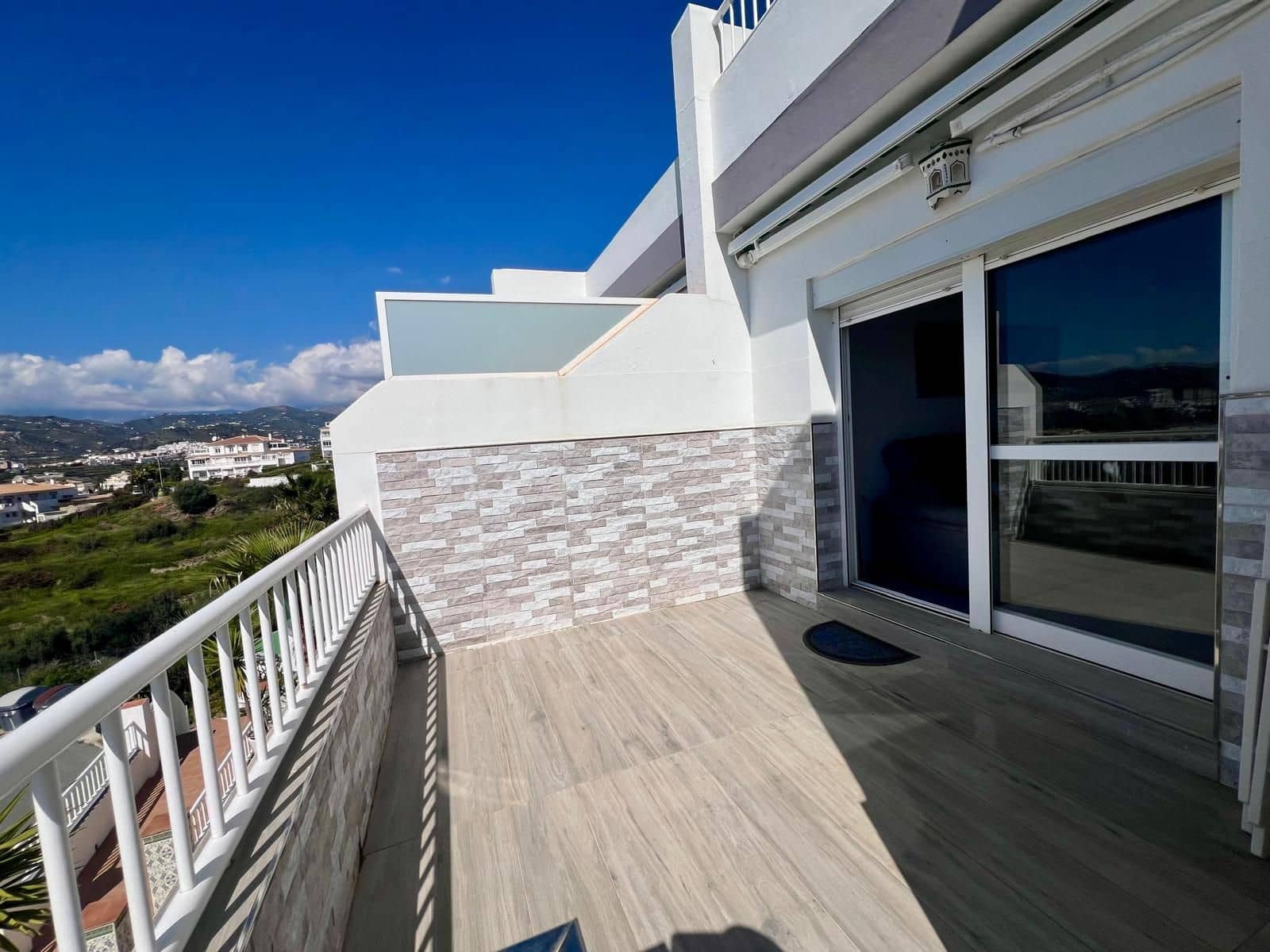 2 chambre Appartement à vendre à Torrox Park avec piscine - 239 000 € (Ref: 9700403)