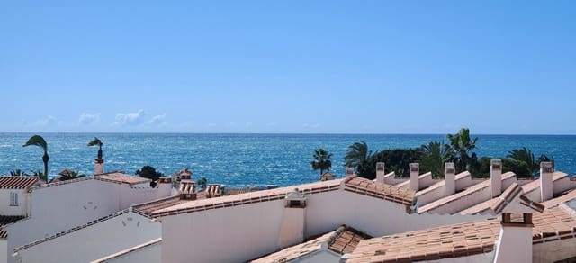 2 sypialnia Dom na sprzedaż w Torrox-Costa, Torrox z basenem - 290 000 € (Ref: 9719438)