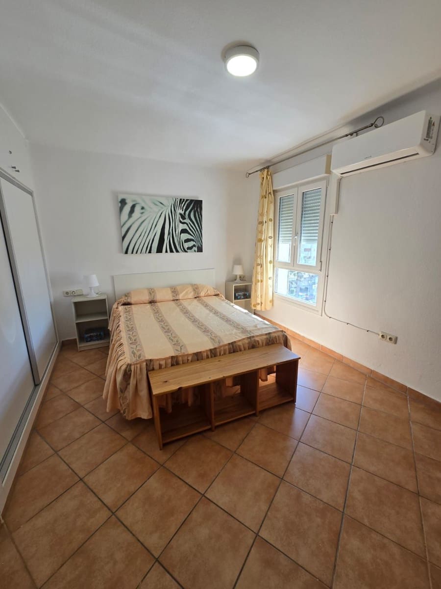 1 sypialnia Apartament na sprzedaż w Torrox-Costa z basenem - 255 000 € (Ref: 9751582)