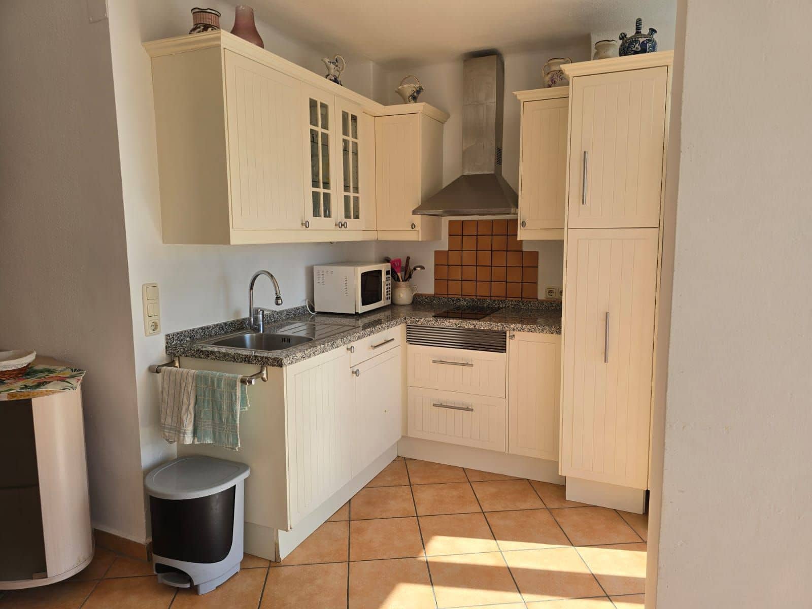 1 sypialnia Apartament na sprzedaż w Torrox-Costa z basenem - 255 000 € (Ref: 9751582)