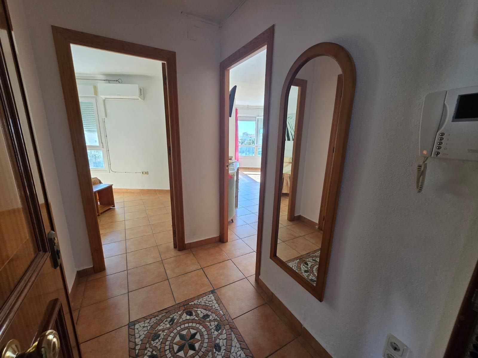 1 sypialnia Apartament na sprzedaż w Torrox-Costa z basenem - 255 000 € (Ref: 9751582)