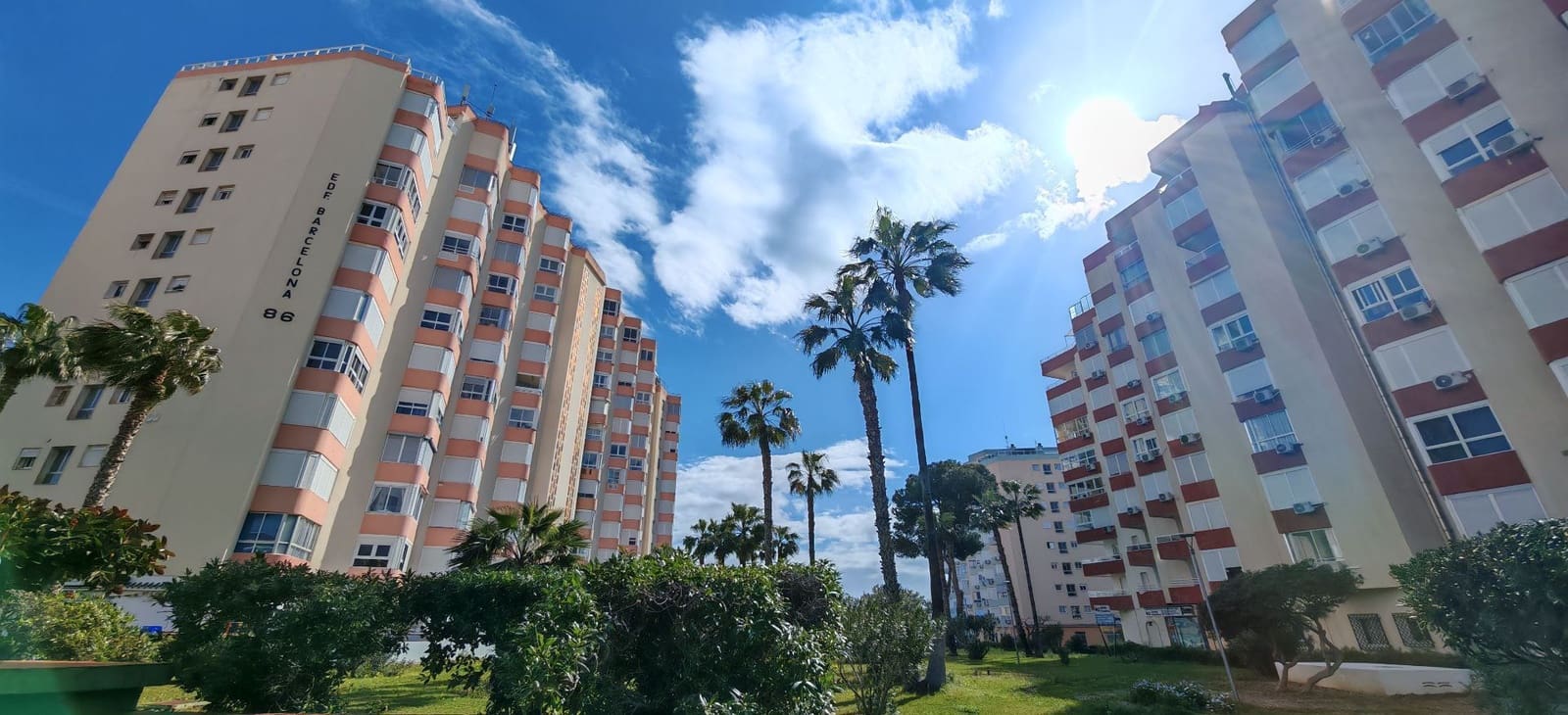 1 sypialnia Apartament na sprzedaż w Torrox-Costa z basenem - 255 000 € (Ref: 9751582)