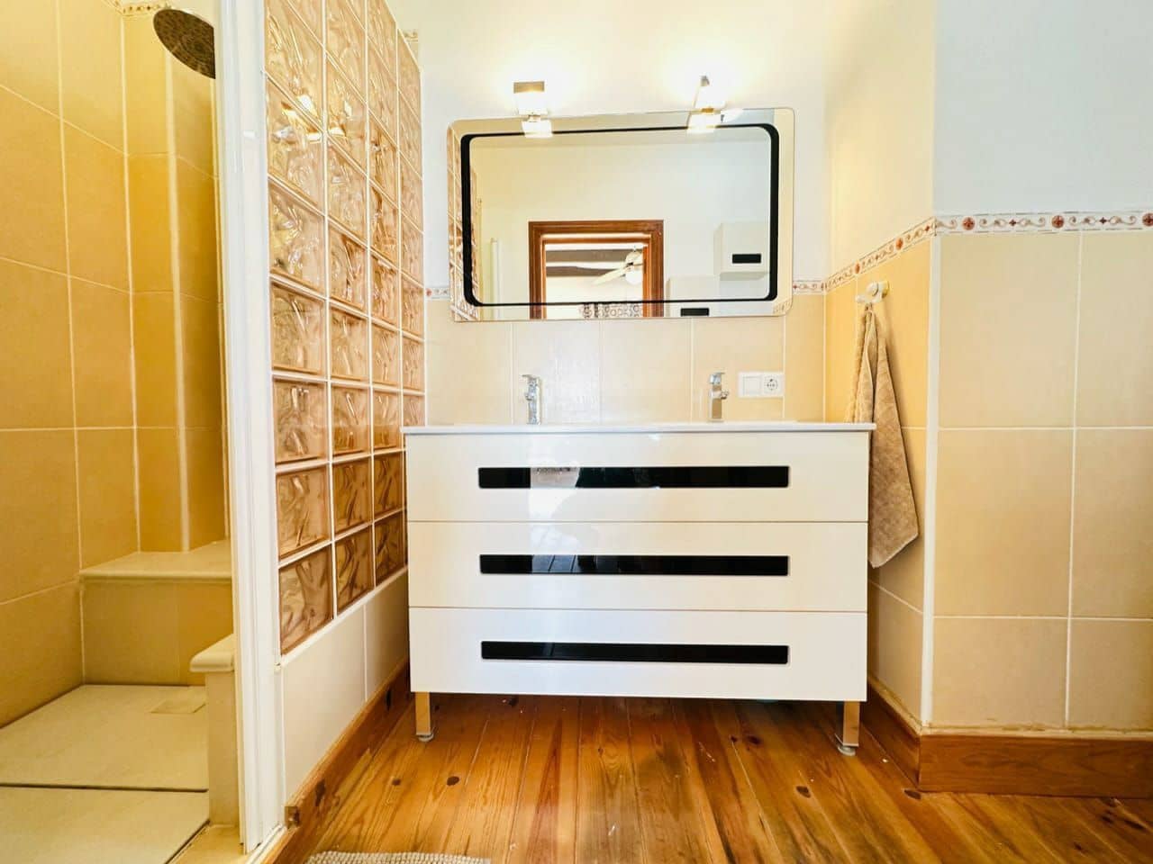 4 soveværelse Byhus til salg i Torrox-Costa - € 750.000 (Ref: 9751583)