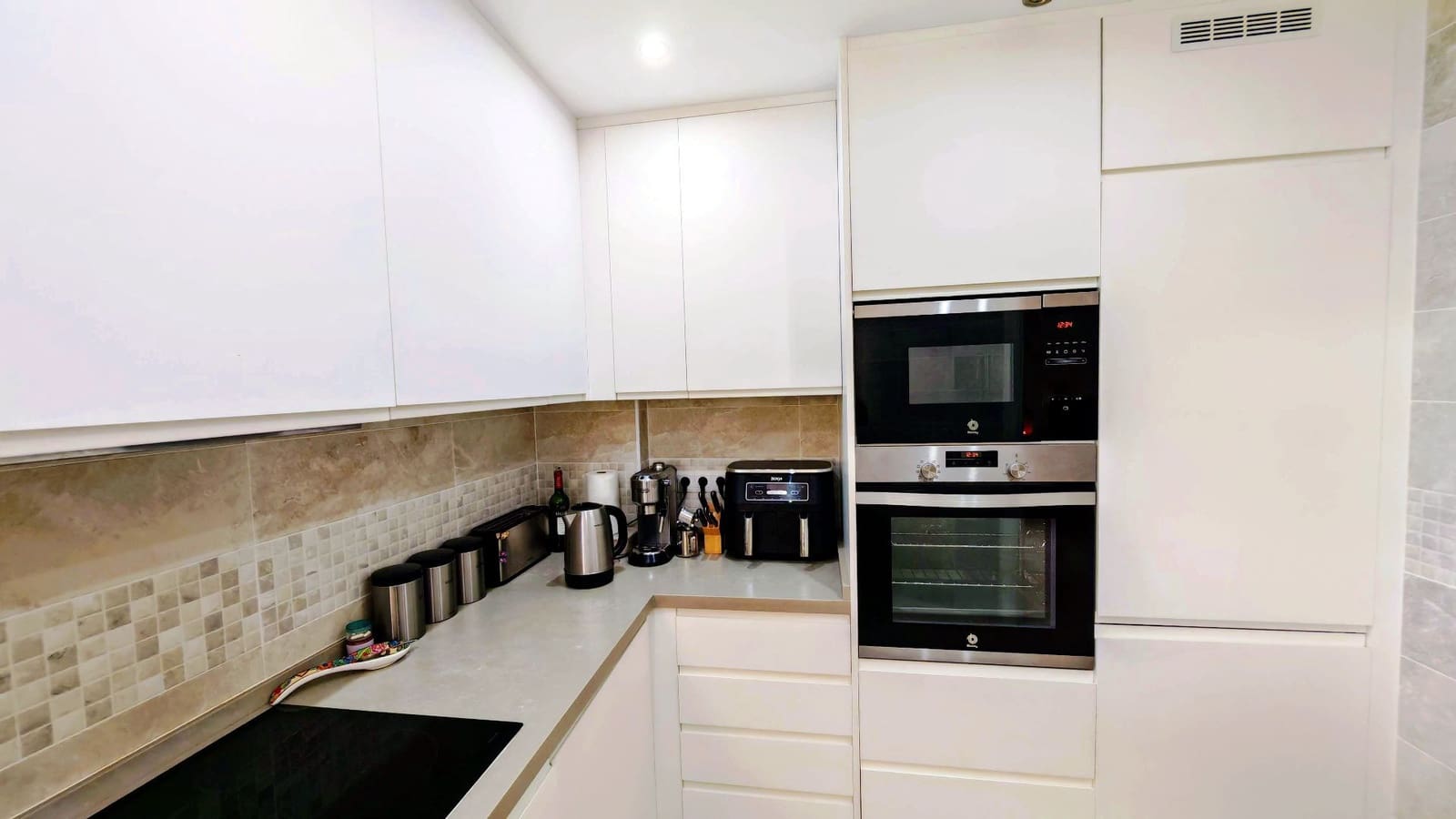 2 soverom Villa til salgs i Torrox-Costa med svømmebasseng garasje - € 330 000 (Ref: 9758507)