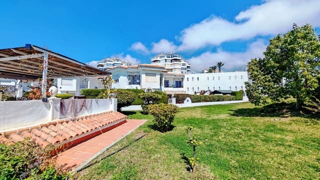 2 soverom Villa til salgs i Torrox-Costa, Torrox med svømmebasseng garasje - € 330 000 (Ref: 9758507)