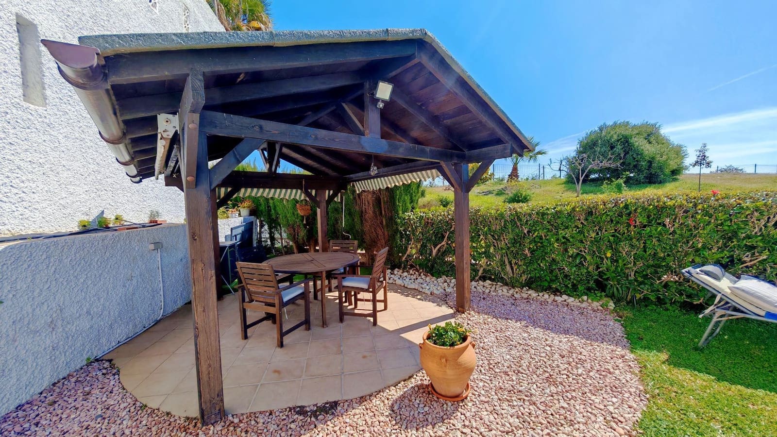 2 soverom Villa til salgs i Torrox-Costa med svømmebasseng garasje - € 330 000 (Ref: 9758507)